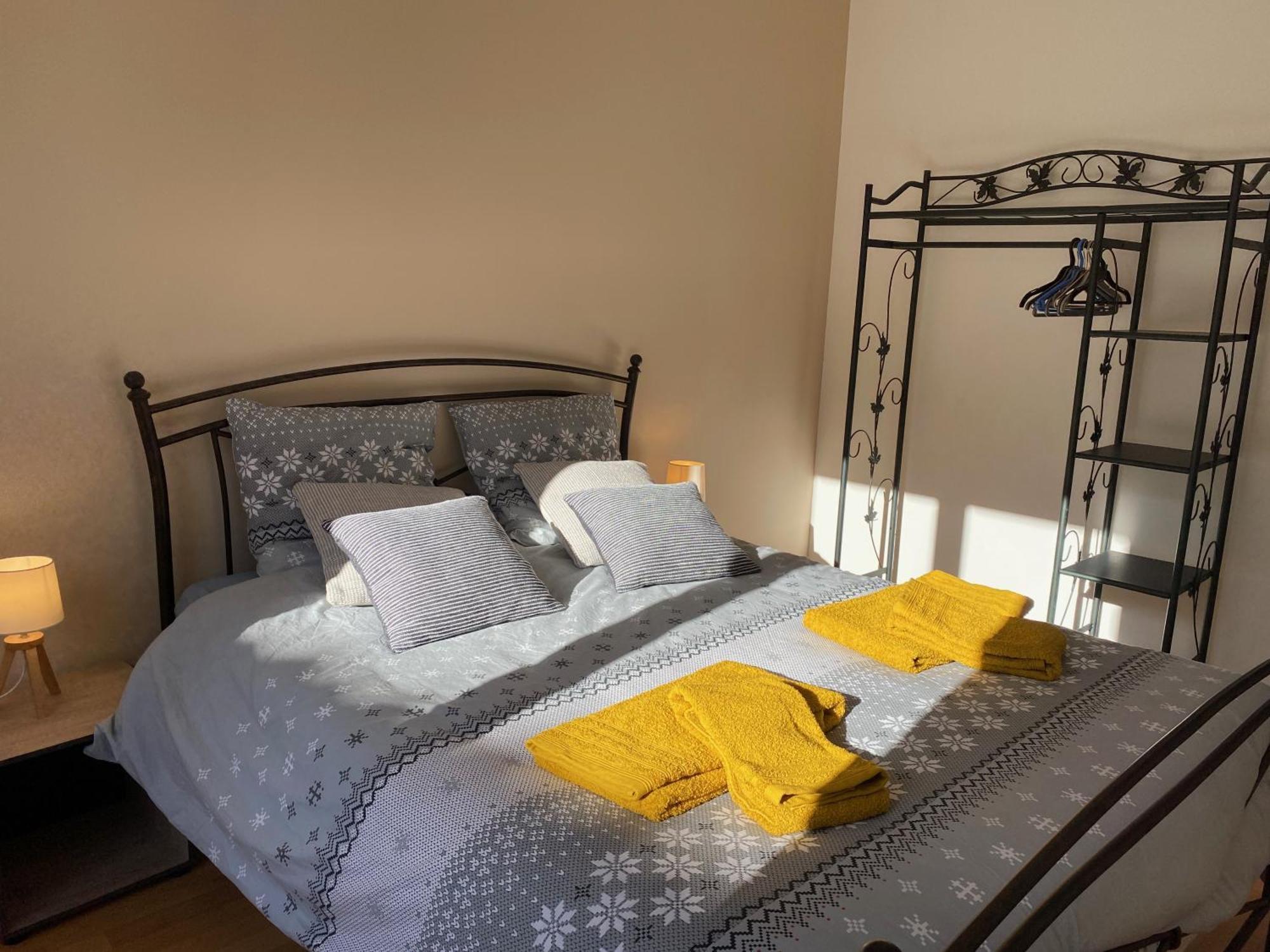 Parking Prive Gratuit, Balcon, 2 Chambres クレルモン・フェラン エクステリア 写真